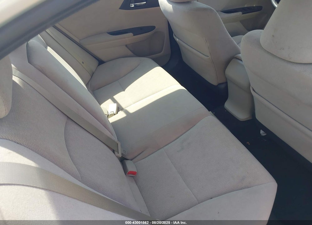 2013 HONDA ACCORD VIN: 1HGCR2F36DA262557