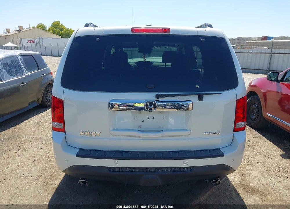 2015 HONDA PILOT VIN: 5FNYF3H91FB009452