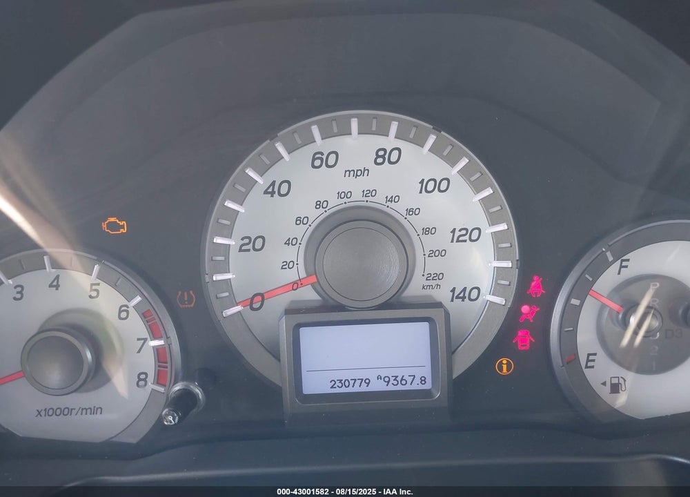 2015 HONDA PILOT VIN: 5FNYF3H91FB009452