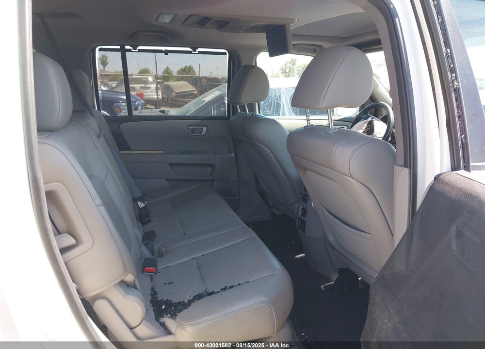 2015 HONDA PILOT VIN: 5FNYF3H91FB009452