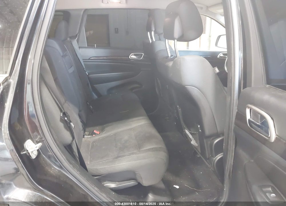 2011 JEEP GRAND CHEROKEE VIN: 1J4RR4GG6BC561516