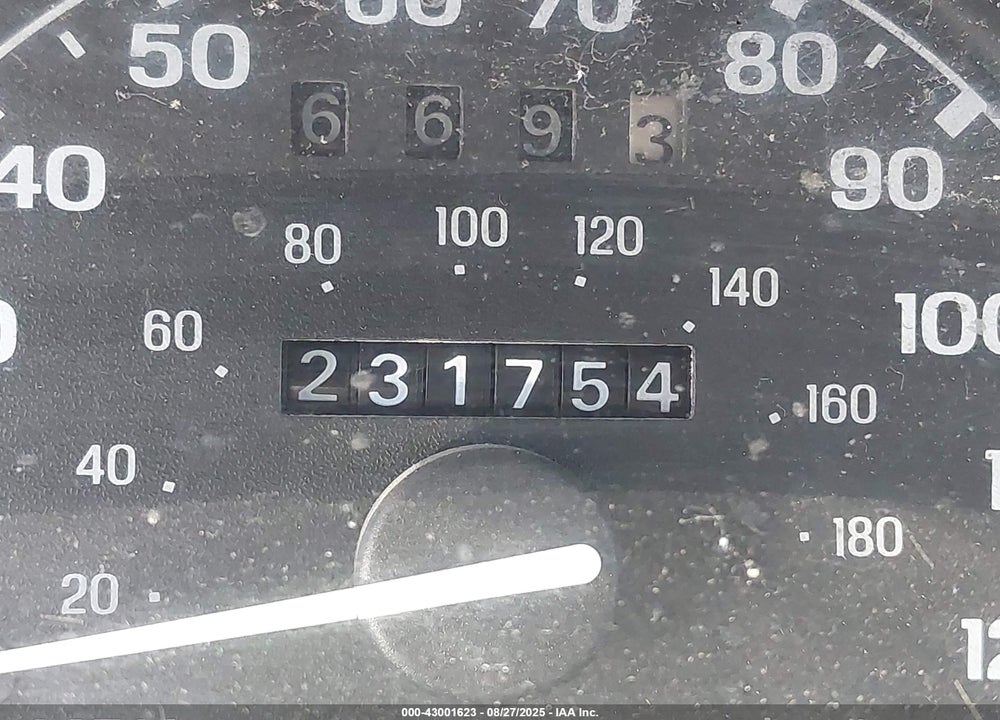 1996 FORD EXPLORER VIN: 1FMDU34X9TUC13407