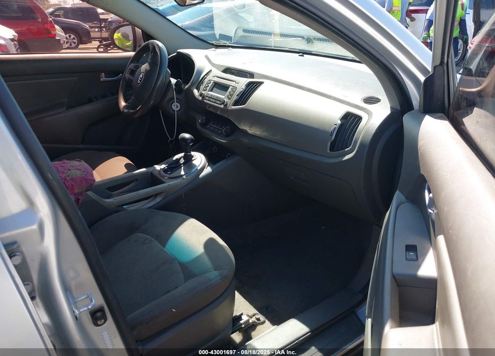 2014 KIA SPORTAGE VIN: KNDPB3AC3E7555204