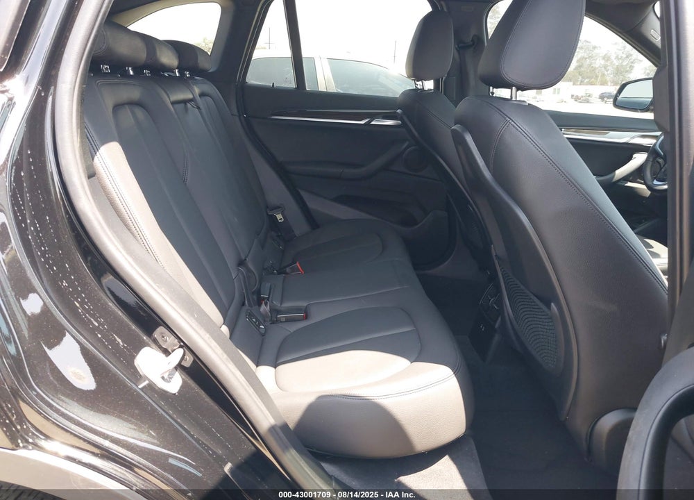 2020 BMW X1 VIN: WBXJG7C03L5R99549