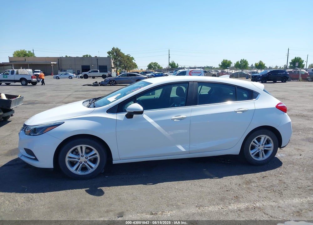 2017 CHEVROLET CRUZE VIN: 3G1BE6SMXHS582957