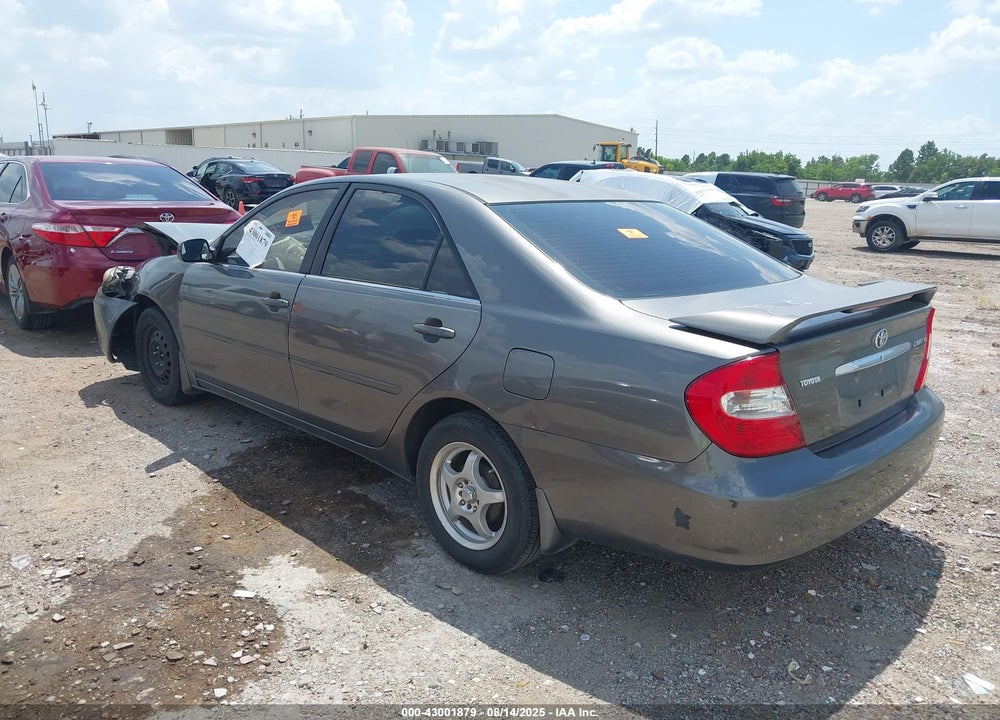 2002 TOYOTA CAMRY LE VIN: JTDBE32K320031580