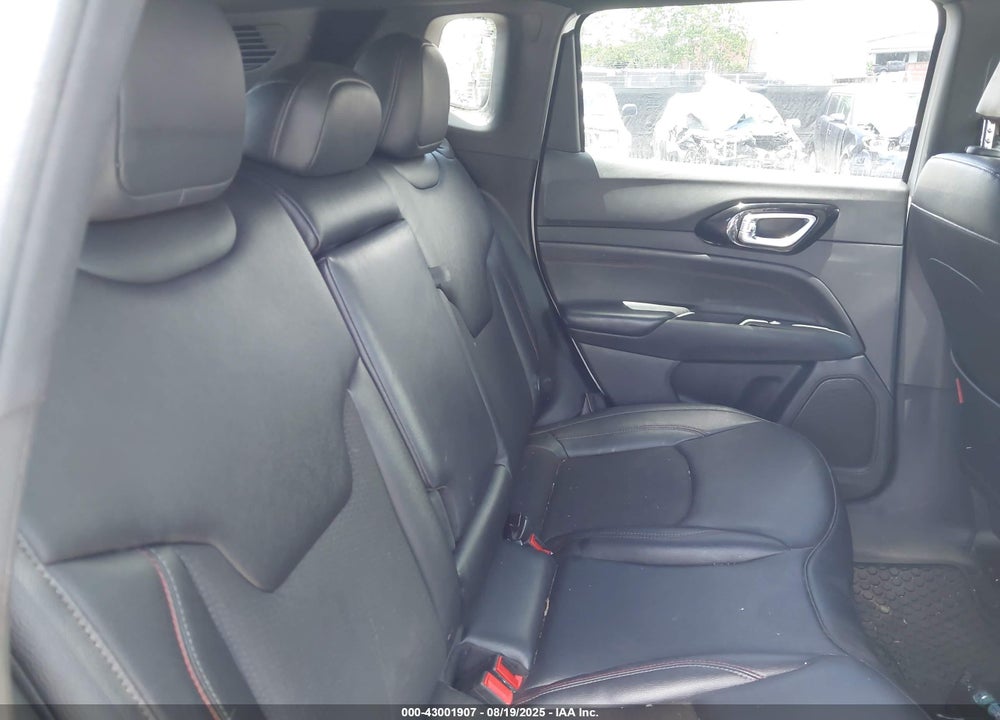 2024 JEEP COMPASS TRAILHAWK 4X4 VIN: 3C4NJDDN0RT595786