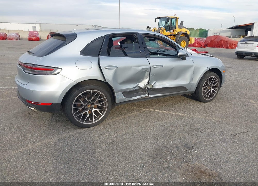 2020 PORSCHE MACAN VIN: WP1AA2A57LLB03649