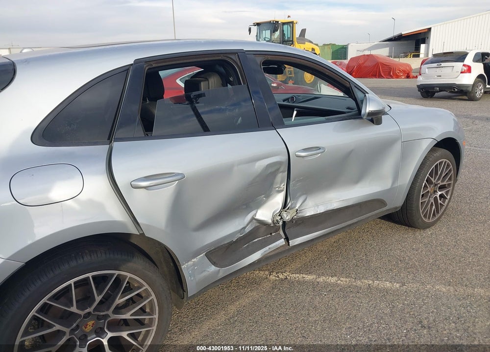 2020 PORSCHE MACAN VIN: WP1AA2A57LLB03649