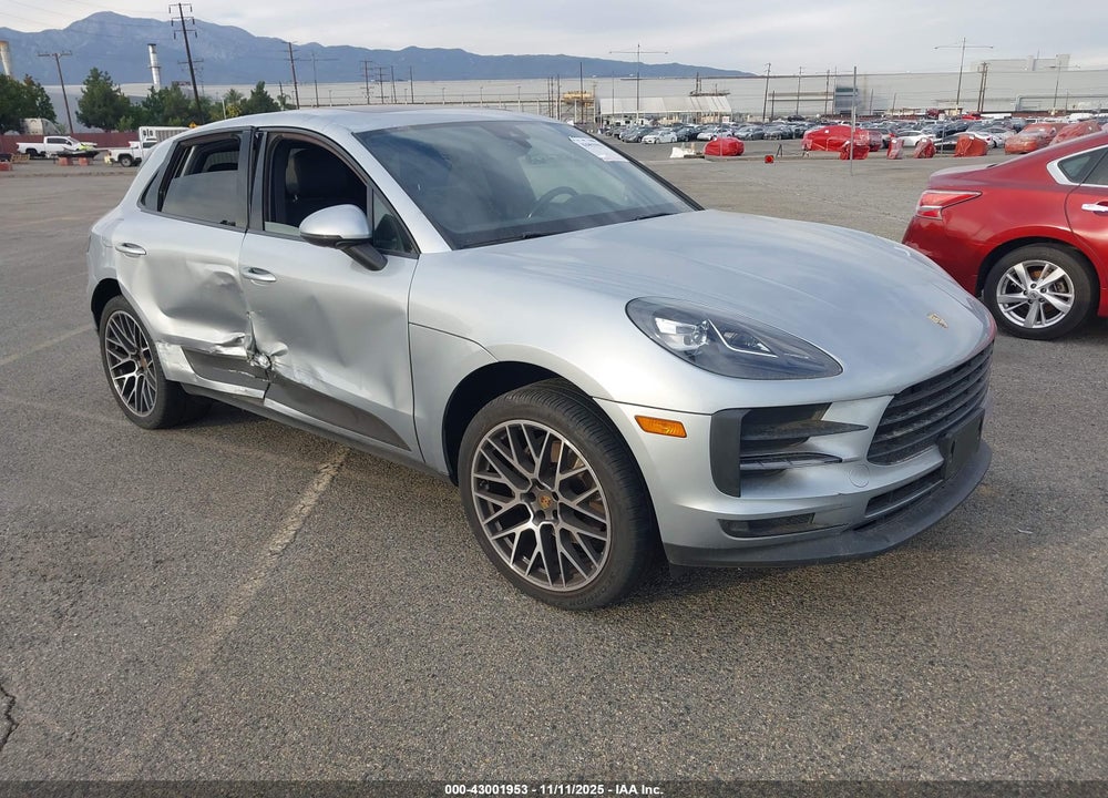 2020 PORSCHE MACAN VIN: WP1AA2A57LLB03649