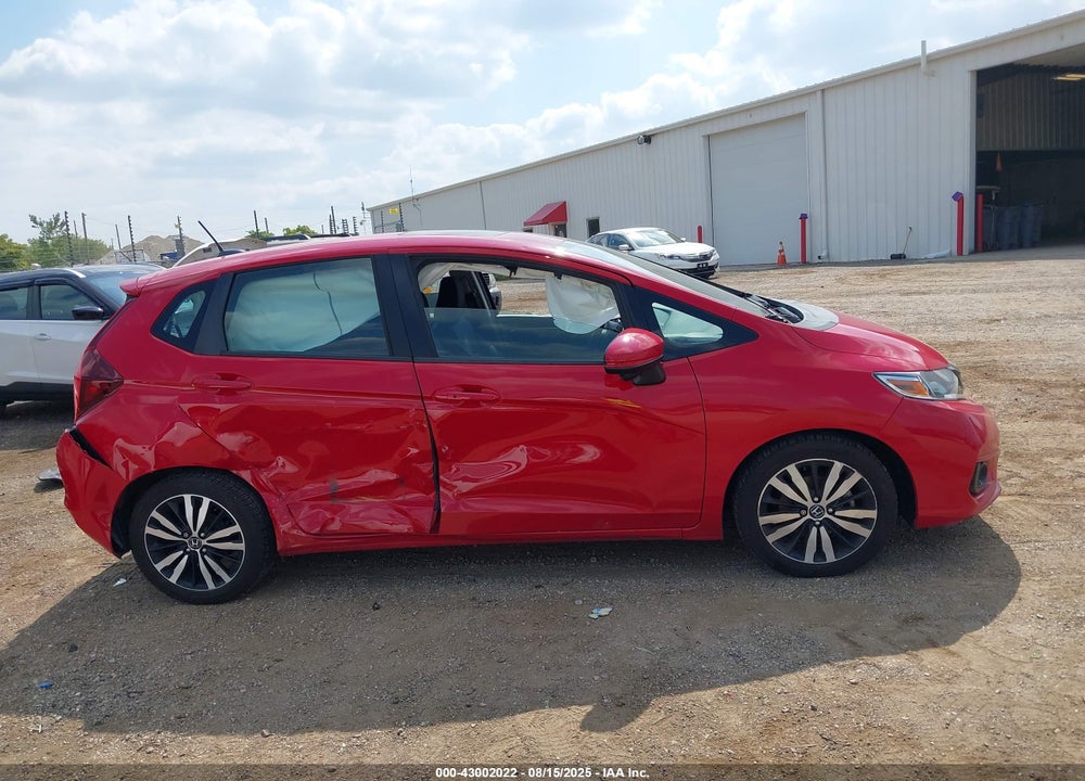 2018 HONDA FIT VIN: 3HGGK5H88JM730108