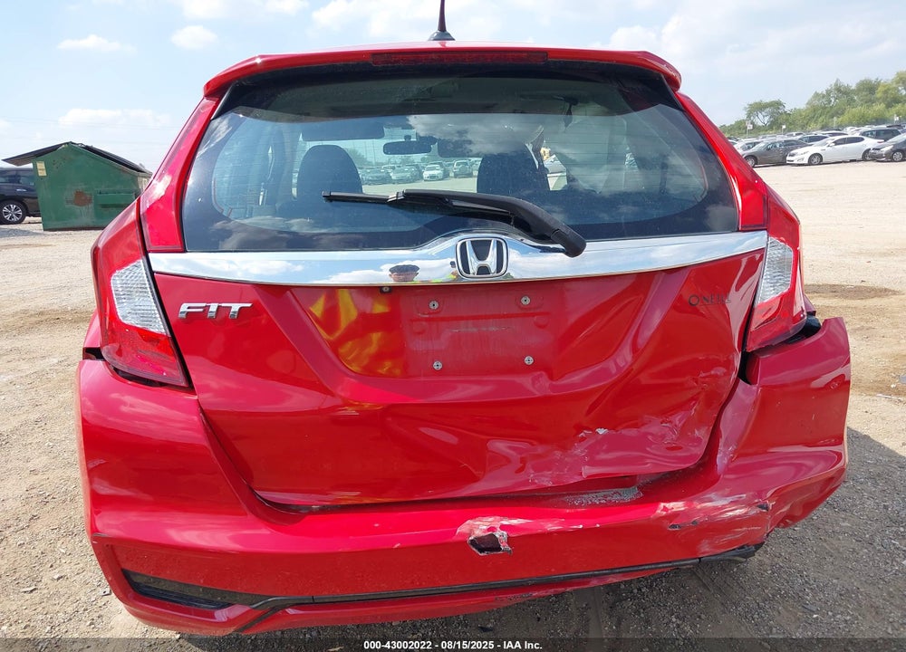 2018 HONDA FIT VIN: 3HGGK5H88JM730108