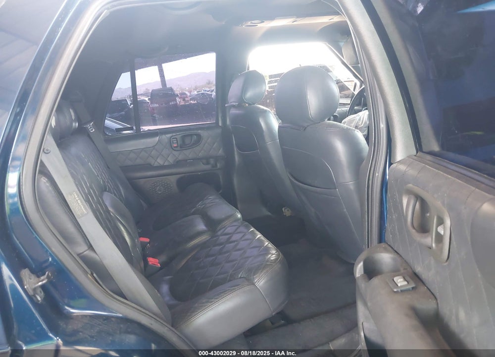 2000 GMC JIMMY JDE W/1SH/1SJ VIN: 1GKDT13W7Y2296914