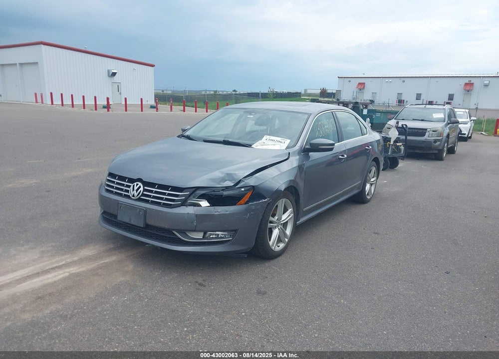 2014 VOLKSWAGEN PASSAT VIN: 1VWCN7A33EC011836