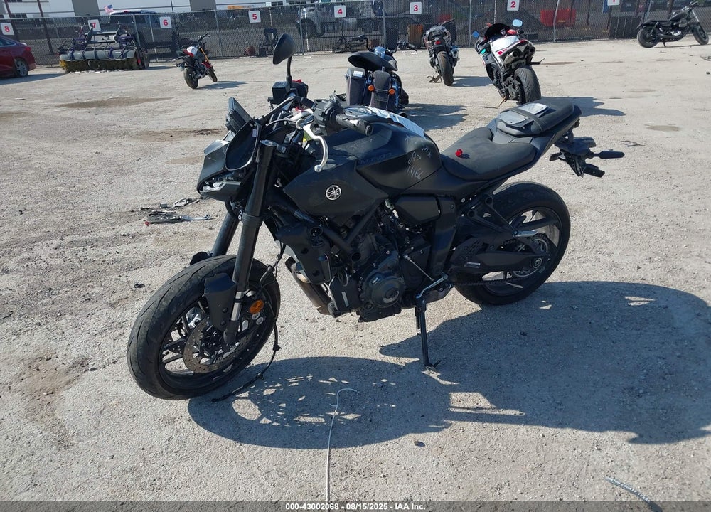 2025 YAMAHA MTN690 VIN: JYARM48E0SA001466