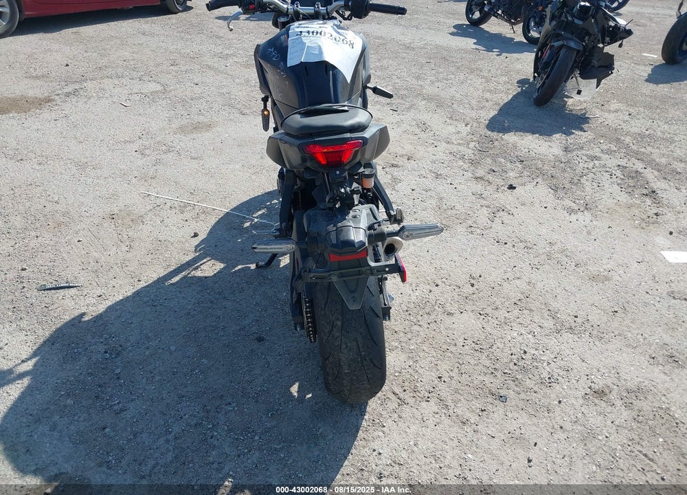 2025 YAMAHA MTN690 VIN: JYARM48E0SA001466
