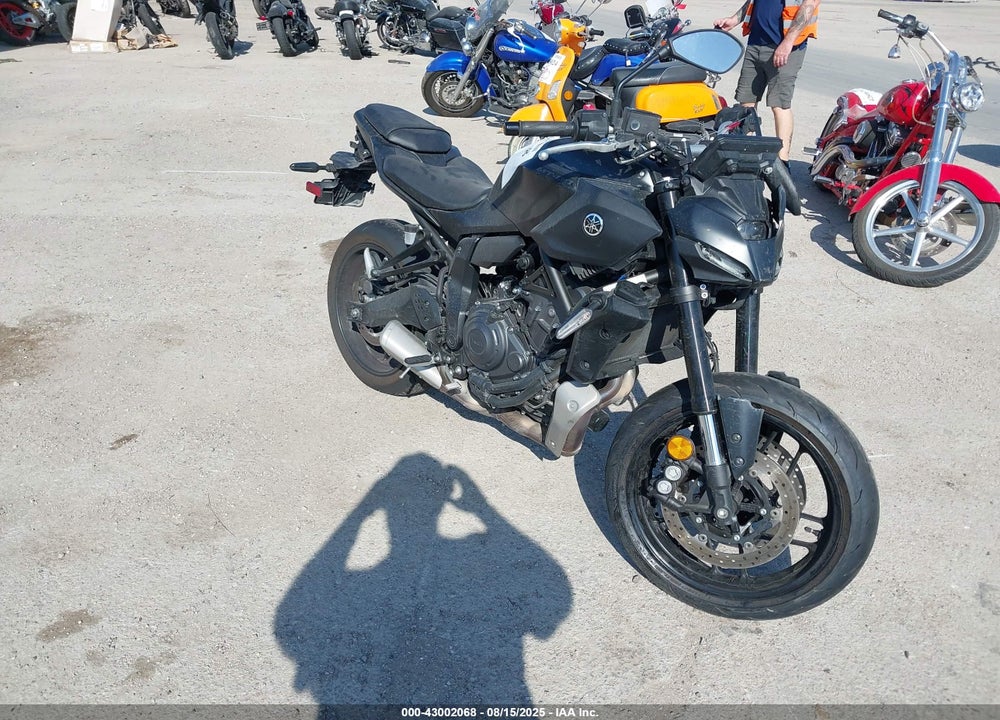 2025 YAMAHA MTN690 VIN: JYARM48E0SA001466