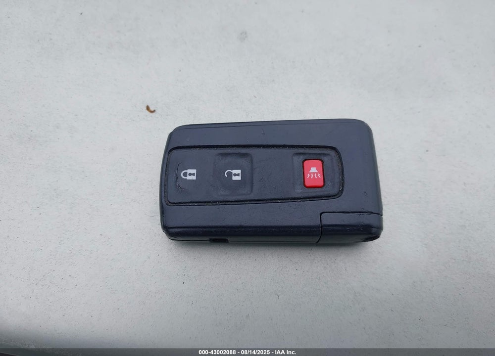 2008 TOYOTA PRIUS VIN: JTDKB20U783446805
