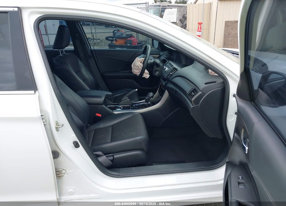 2017 HONDA ACCORD SPORT VIN: 1HGCR2F52HA003717