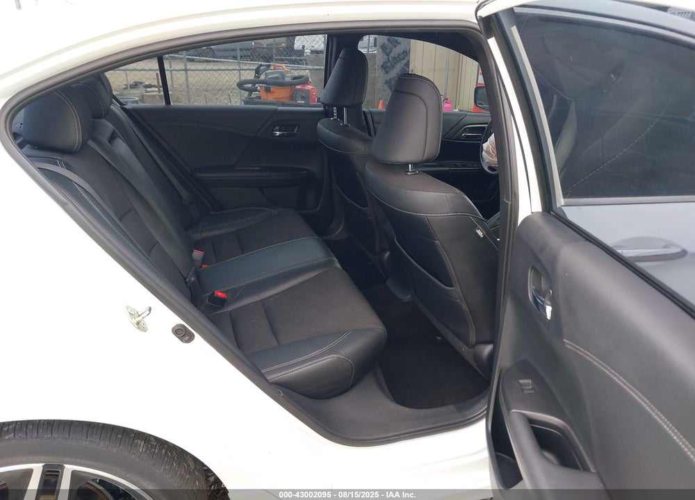 2017 HONDA ACCORD SPORT VIN: 1HGCR2F52HA003717