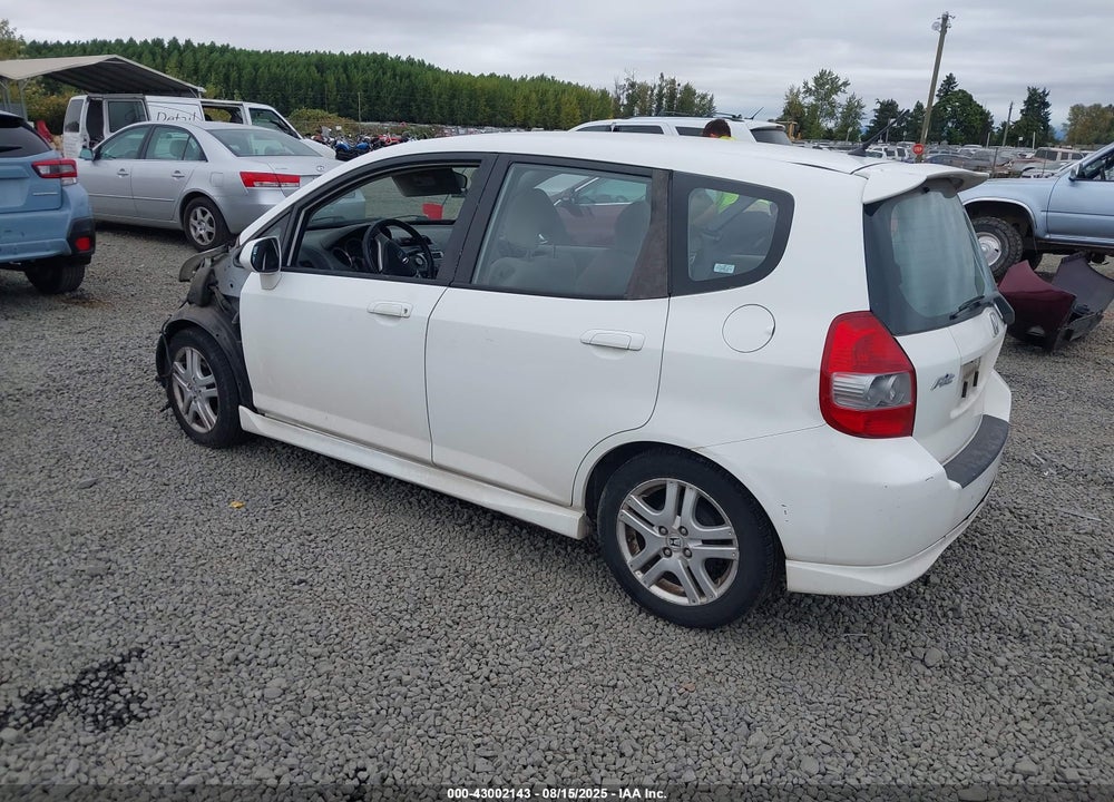 2007 HONDA FIT VIN: JHMGD38637S018423