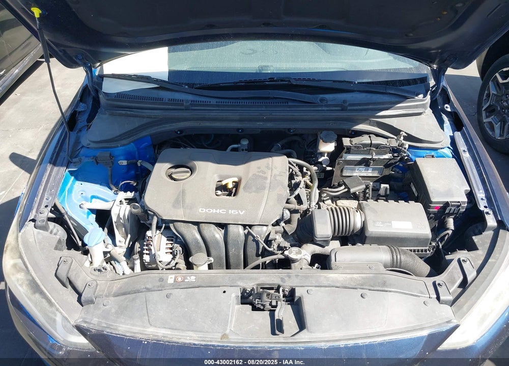 2017 HYUNDAI ELANTRA VIN: KMHD84LF0HU161109