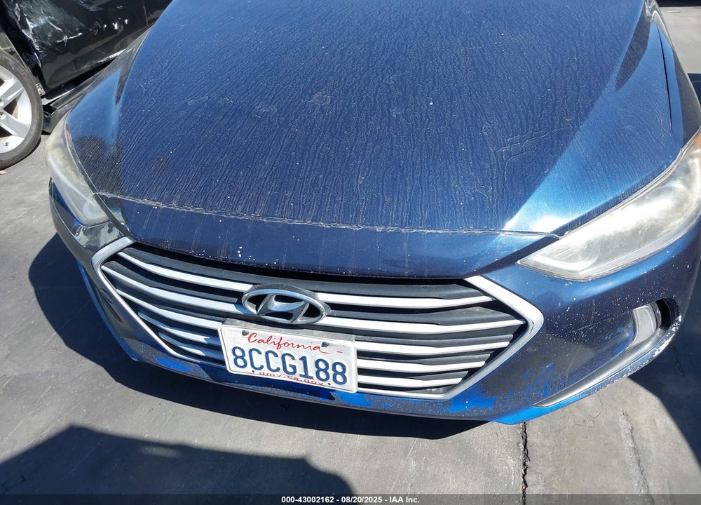 2017 HYUNDAI ELANTRA VIN: KMHD84LF0HU161109