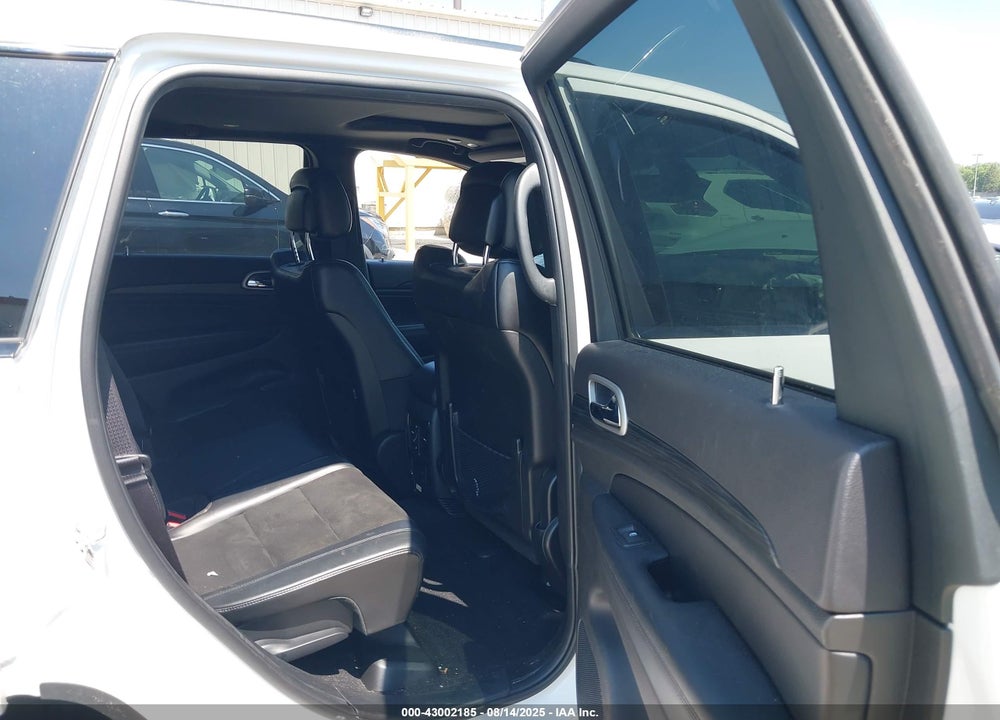 2019 JEEP GRAND CHEROKEE VIN: 1C4RJFAGXKC760960