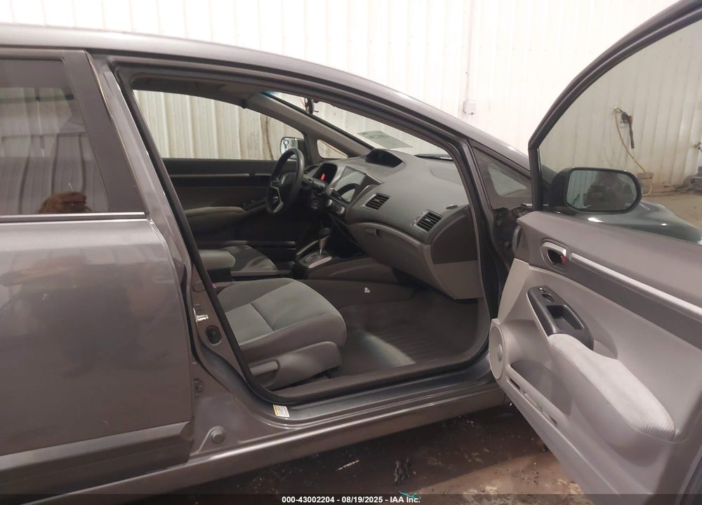 2009 HONDA CIVIC VIN: 1HGFA16839L020105