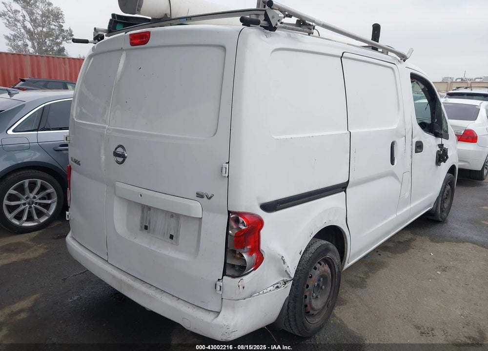 2014 NISSAN NV200 SV VIN: 3N6CM0KN4EK700207