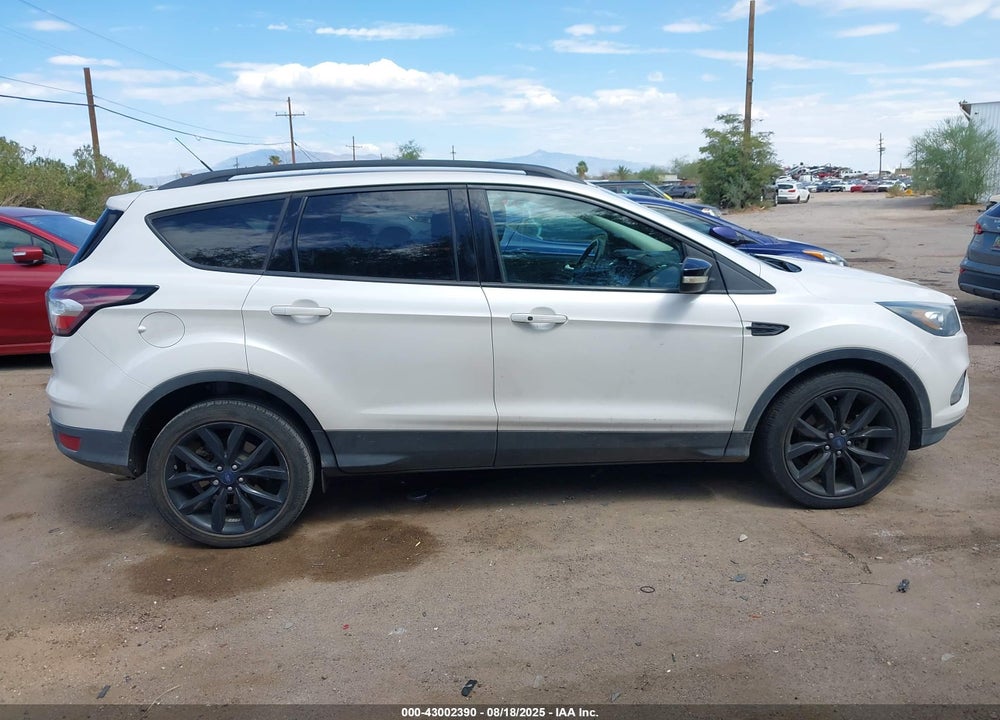 2017 FORD ESCAPE TITANIUM VIN: 1FMCU0J94HUB86043