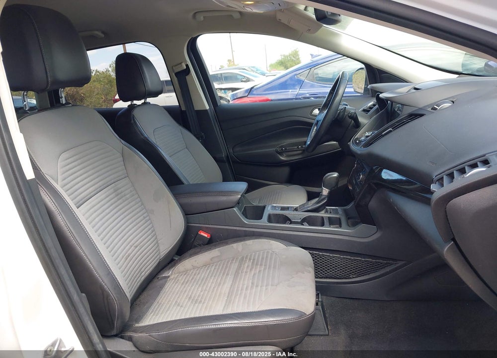 2017 FORD ESCAPE TITANIUM VIN: 1FMCU0J94HUB86043