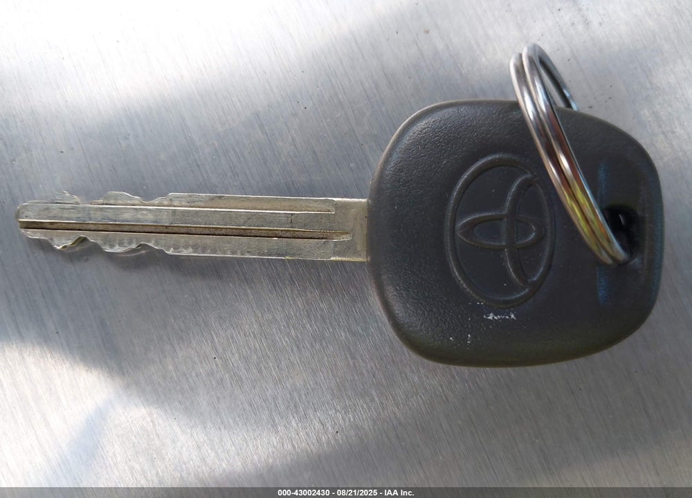 2011 TOYOTA CAMRY VIN: 4T1BF3EK8BU744973