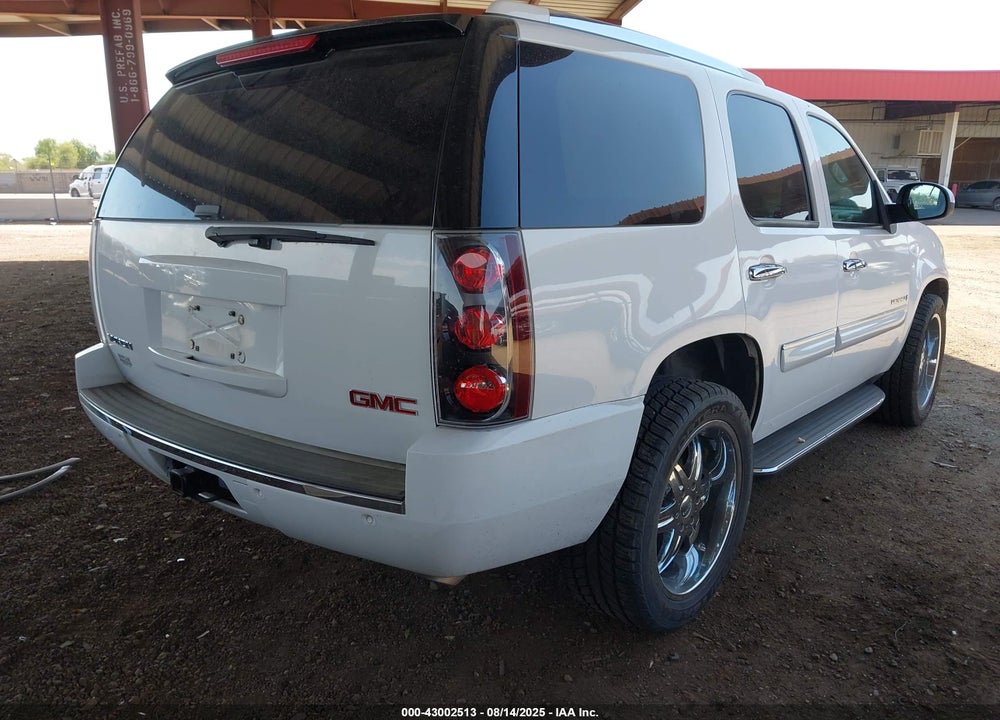 2007 GMC YUKON DENALI VIN: 1GKFK63837J197828