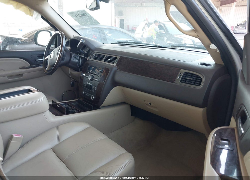 2007 GMC YUKON DENALI VIN: 1GKFK63837J197828