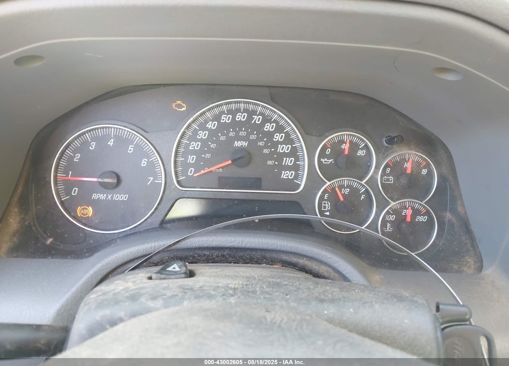 2005 GMC ENVOY SLT VIN: 1GKDT13S052330703