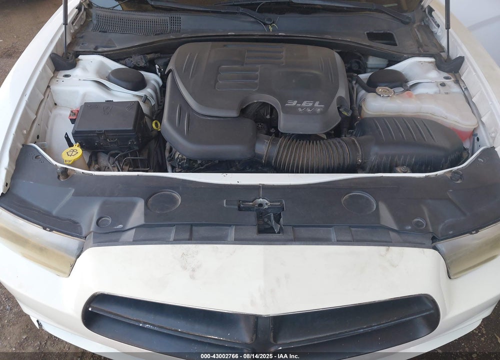 2013 DODGE CHARGER VIN: 2C3CDXBG9DH610957