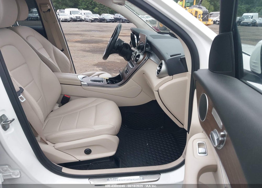 2020 MERCEDES-BENZ GLC CLASS VIN: WDC0G8EB3LF723132
