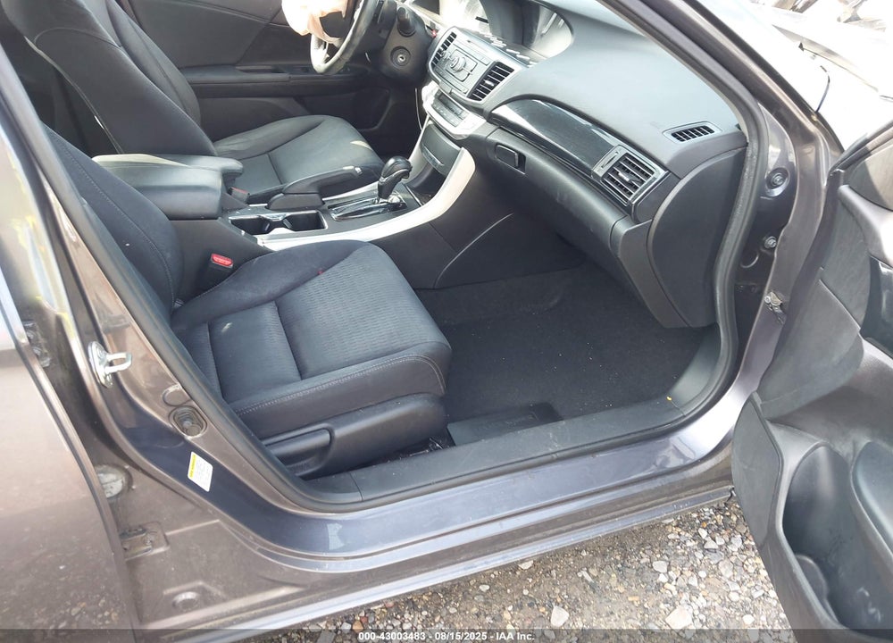 2014 HONDA ACCORD VIN: 1HGCR2F55EA108697