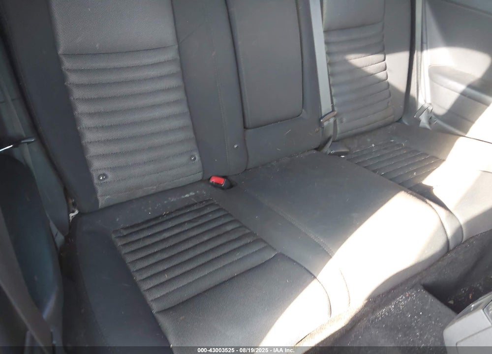 2013 DODGE CHALLENGER VIN: 2C3CDYAG9DH695273