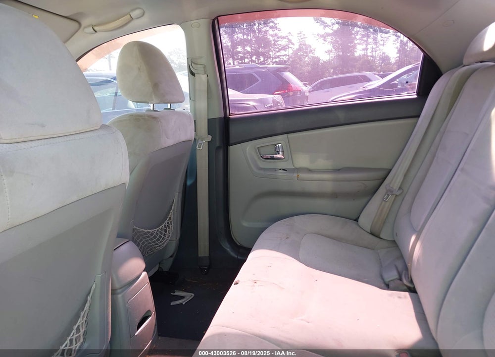2009 KIA SPECTRA VIN: KNAFE221995647149