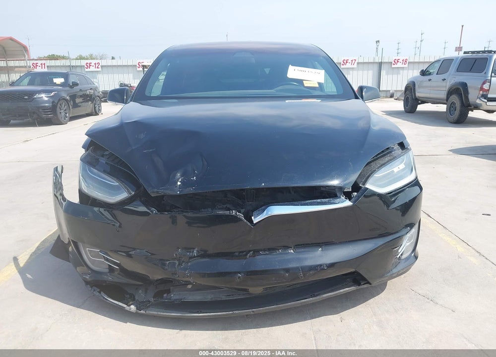 2017 TESLA MODEL X VIN: 5YJXCBE28HF043784