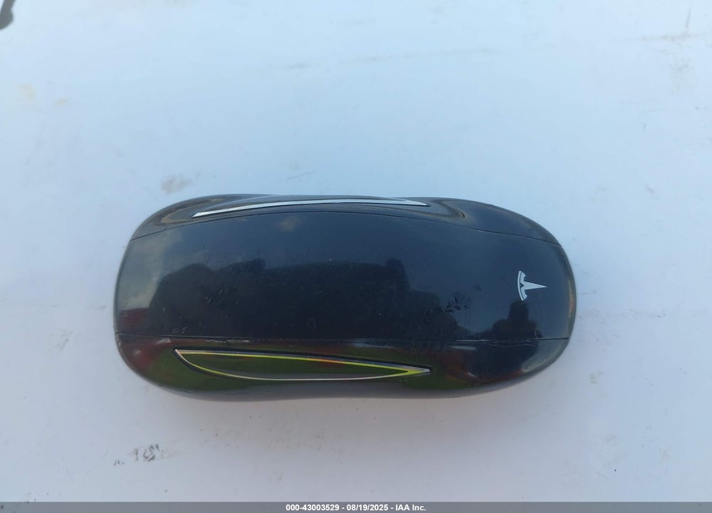 2017 TESLA MODEL X VIN: 5YJXCBE28HF043784