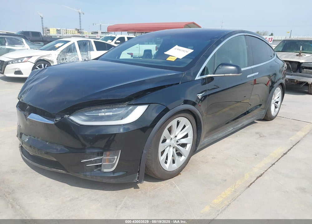 2017 TESLA MODEL X VIN: 5YJXCBE28HF043784