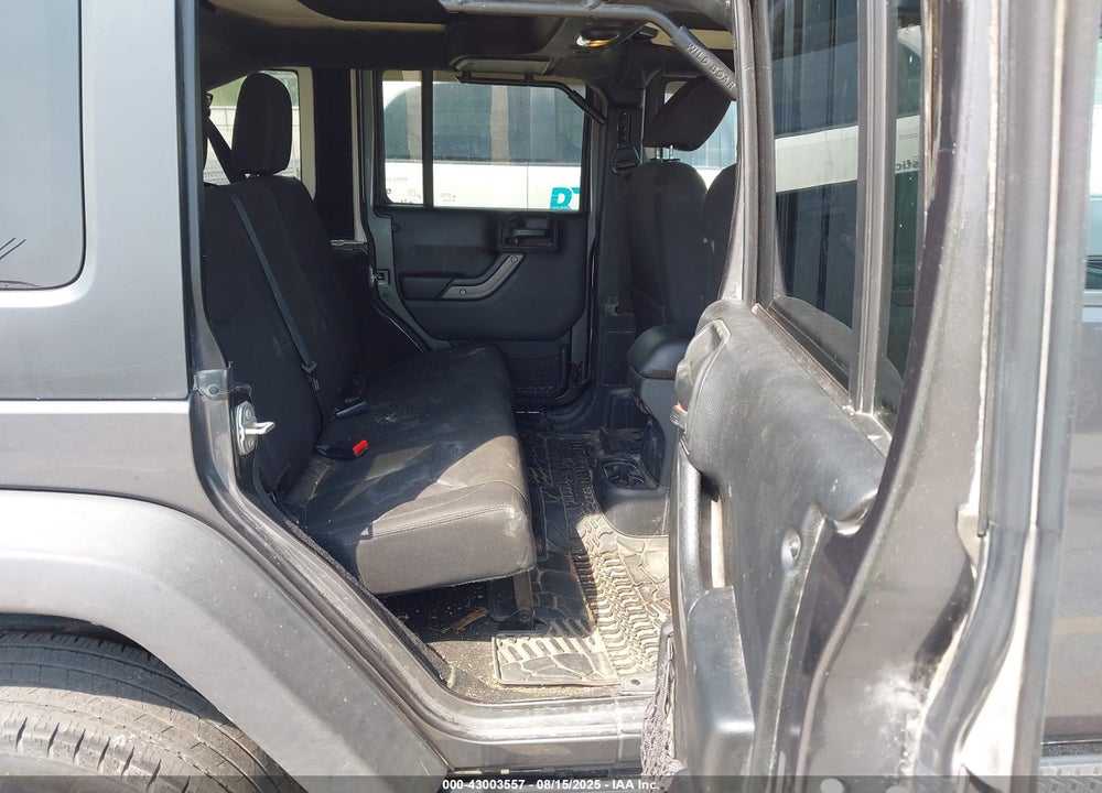 2017 JEEP WRANGLER UNLIMITED VIN: 1C4HJWDG8HL571322
