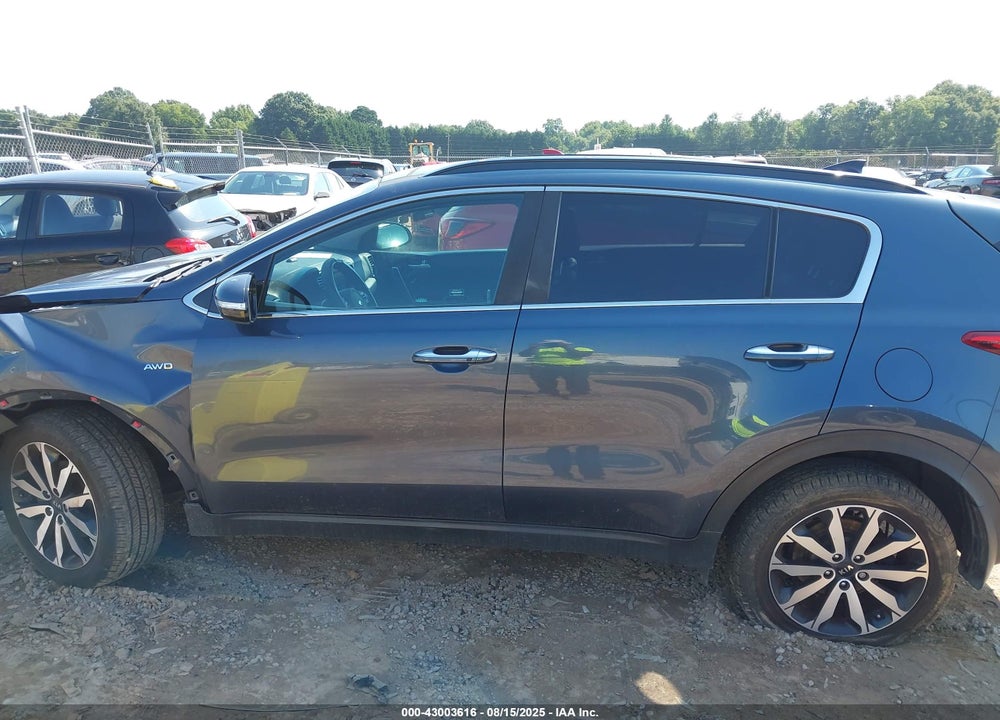 2018 KIA SPORTAGE EX VIN: KNDPNCAC8J7390445