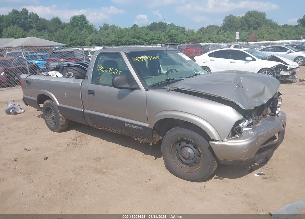 1998 GMC SONOMA SL VIN: 1GTCS1446WK517889