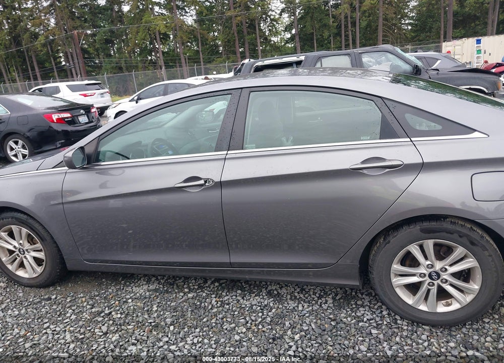 2012 HYUNDAI SONATA VIN: 5NPEB4AC9CH332865