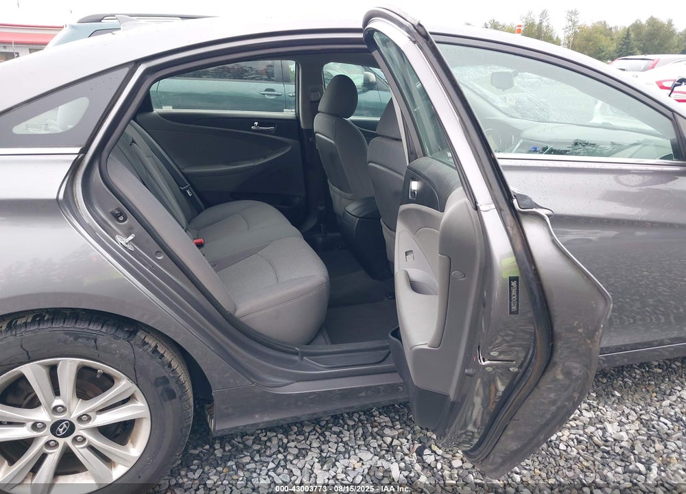 2012 HYUNDAI SONATA VIN: 5NPEB4AC9CH332865