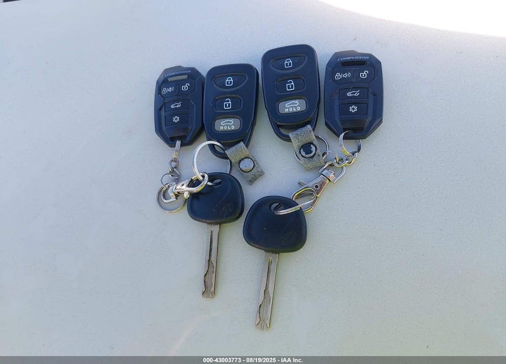 2012 HYUNDAI SONATA VIN: 5NPEB4AC9CH332865